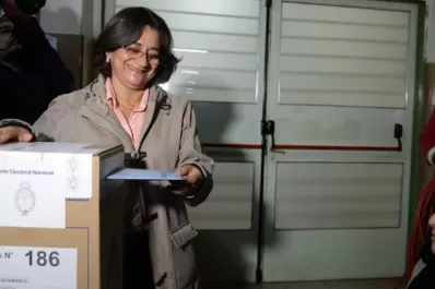 El FpV, con Lucía Corpacci, se impone por más de 10 puntos sobre el Frente Cívico, en Catamarca