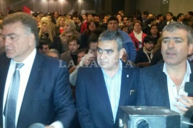 Cano y Amaya le dijeron a Alperovich que se adelantó en los festejos