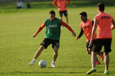 Dos que se ilusionan con jugar en San Martín