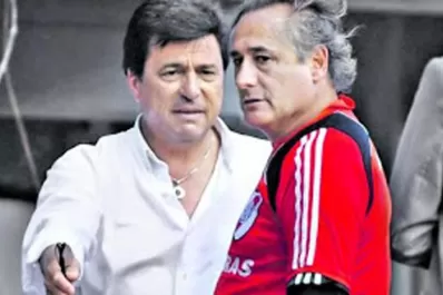 En River, Passarella y JJ López están perdonados