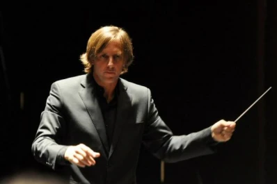 Robert Schumann y Dvorak, bajo la batuta de Tolcachir