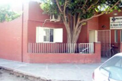 Arrojaron un cuerpo con tres balazos en el CAPS de Villa 9 de Julio