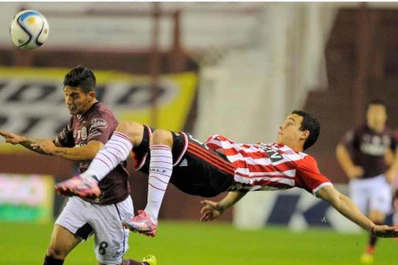 Estudiantes, Lanús, poco y nada