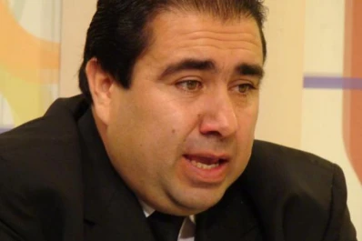 El FpV buscará que Mansilla al menos figure en los votos, aunque no sea candidato