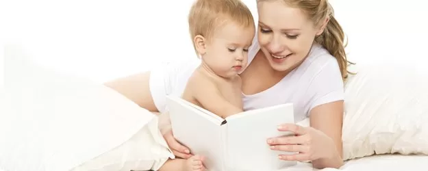 COMO UN JUEGO. El hábito de la lectura se contagia leyendo con los niños. guiainfantil.com