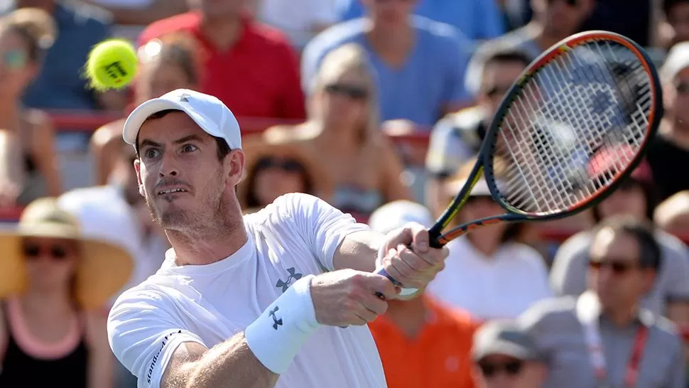 CAMPÉON EN CANADÁ. Murray aseguró la victoria en el quinto match point ante Djokovic.
FOTO DE REUTERS