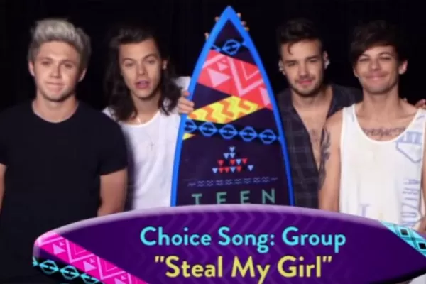 One Direction arrasó con los Teen Choice Awards