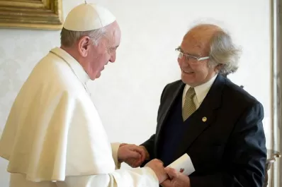 Pérez Esquivel promueve la nominación del Papa al Nobel de la Paz