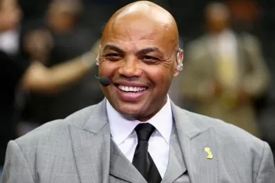 Barkley le pide a Kobey Bryant que se retire