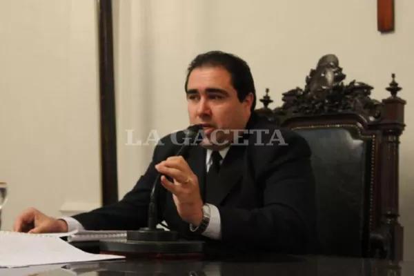 La Corte habilita a Mansilla a participar en el comicio