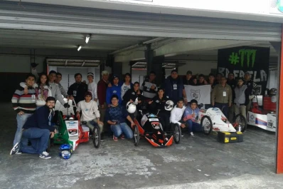 Chicos “eléctricos”