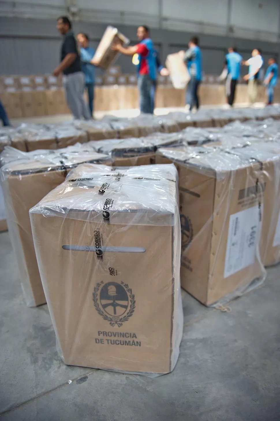 BAJO RESGUARDO. Las urnas fueron empaquetadas a la Junta Electoral. la gaceta / foto de juan pablo sánche noli