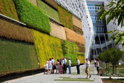 La tecnología sustentable y el buen vivir italiano relucen en Milán