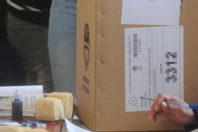 Aprehenden a un candidato a delegado comunal por la quema de urnas en Sargento Moya