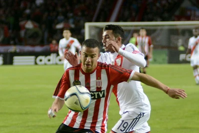 A River le “pincharon” el globo