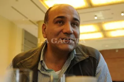 Manzur suspendió un viaje a Buenos Aires para un encuentro con la Presidenta