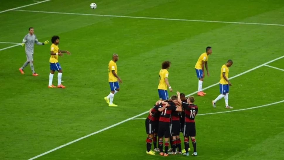 IMBORRABLE. La goleada de Alemania en la casa del anfitrión Brasil. (ARCHIVO)