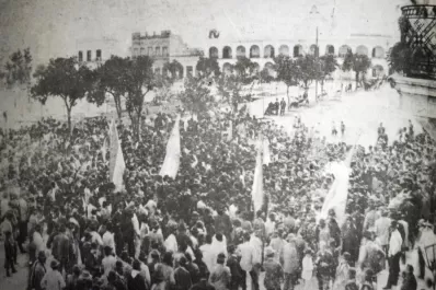 La plaza convoca como lugar de identidad, relación e historia