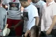 Boxeo: manoseó a la novia de su rival en pleno pesaje y se armó