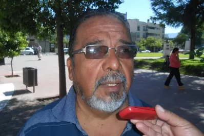 El frente gremial docente de Catamarca instalará una carpa blanca en la plaza