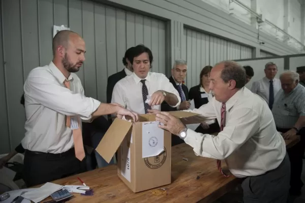 Abrieron una urna del sur de la Capital y no tenía los votos