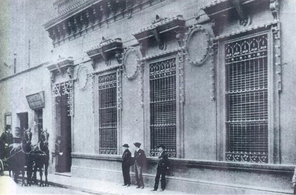 EN BUENOS AIRES. Casa de calle San Martín 575, ya demolida, donde residió Roca con su familia, desde 1886 hasta su fallecimiento en 1914. LA GACETA / ARCHIVO.