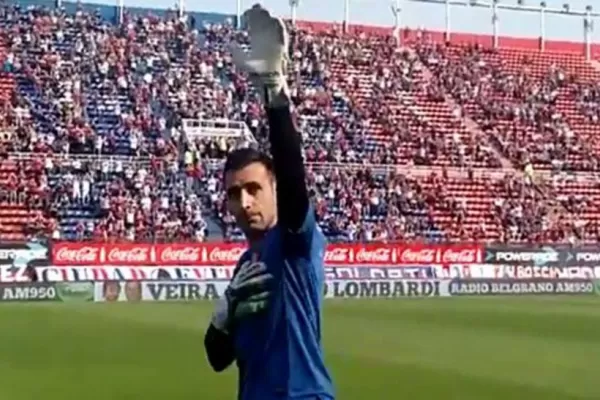 Emotivo recibimiento de la hinchada de San Lorenzo a Sebastián Torrico