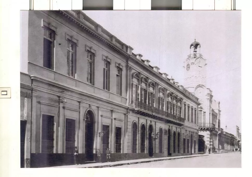 EL GOBIERNO EN PARANÁ. En este edificio tuvieron su despacho los dos primeros presidentes argentinos, cuando la ciudad entrerriana era la Capital. LA GACETA / FOTOS DE ARCHIVO