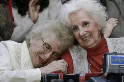 Abuelas de Plaza de Mayo encontró a la nieta número 117