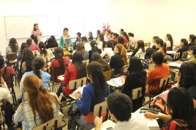 Vuelve a haber clases, mientras Adiunt y la UNT se sientan a dialogar