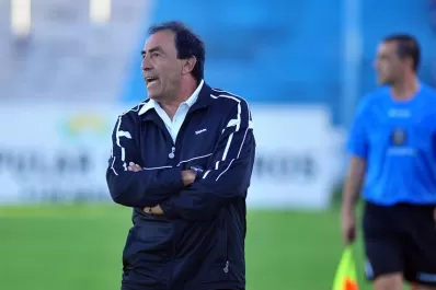 Carlos Roldán dejó de ser el entrenador de Mitre