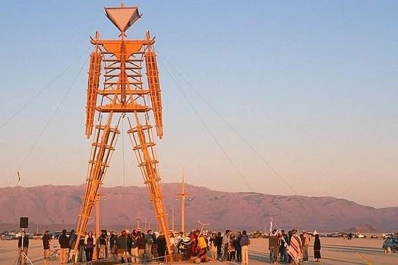 Mirá en vivo Burning Man, el festival más loco del mundo