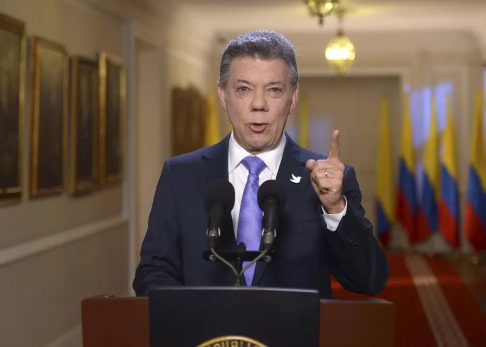 MENSAJE. El presidente Santos habló por radio y televisión. reuters