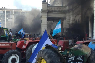 “Tractorazo” en Entre Ríos con incidentes y denuncias