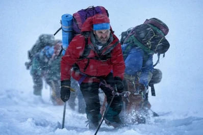 Everest: desafiar a la montaña suele costar caro