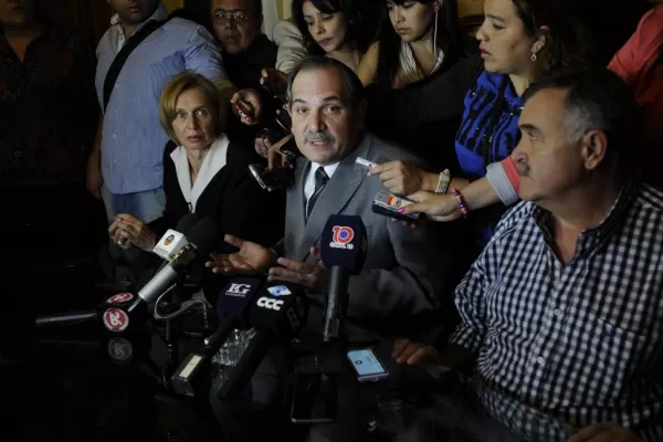 “La grieta se abrió con una mentira de la oposición”, dijo Alperovich