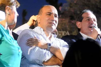 Manzur repudió el escrache en el aeropuerto