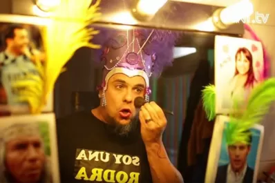 Pablo Marchetti, esposo de Donda, se puso las plumas para responderle a Kicillof