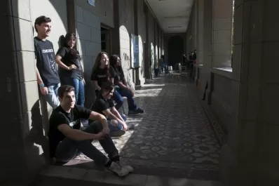 Los chicos quieren docentes comprometidos y escuelas que enseñen lecciones para la vida