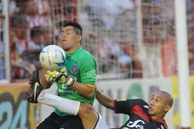 San Martín derrotó a Deportivo Roca