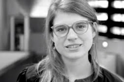 Confirman a la hija de Rossi en el Nación