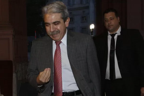 Aníbal Fernández: lo que tiene que hacer Scioli es juntar votos, no pactos