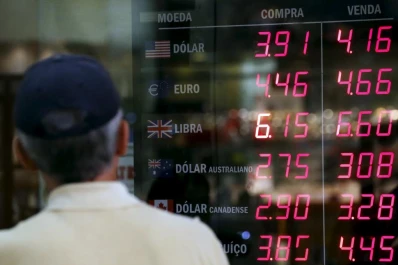 El dólar ya cotiza a 4 reales en Brasil