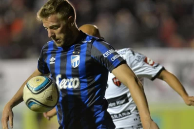 Horarios de TV de un miércoles deportivo: Mundial de Rugby, Boca, River, Barcelona y Atlético