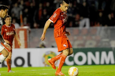 El tucumano Trejo hizo feliz a Independiente