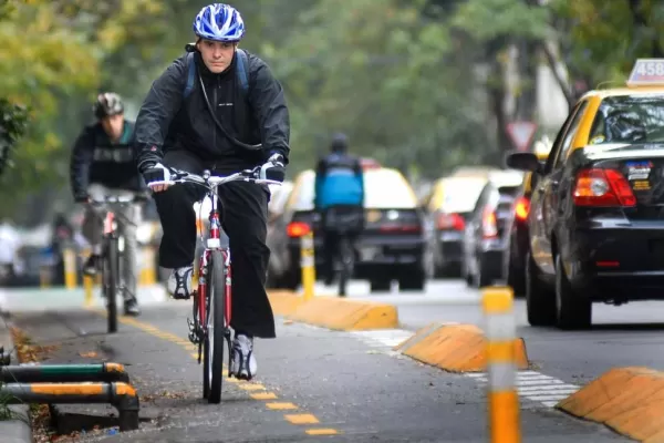 Las avenidas de la capital sí cuentan con espacio para implementar ciclovías