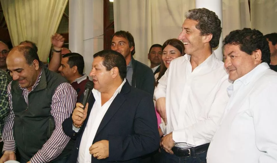 MITIN. Manzur, José Orellana, “Pepe” Scioli y Enrique Orellana, en Famaillá.  prensa minicipalidad de famaillá