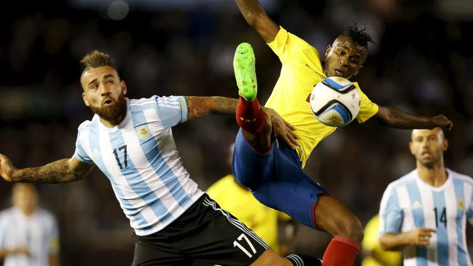 Argentina sufrió una ráfaga de goles y perdió con Ecuador