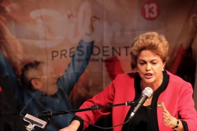 Rousseff acusa a la oposición  de ser “golpistas sin moral”