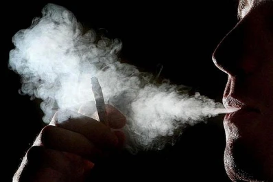 Durante septiembre fue más caro fumar y usar el teléfono